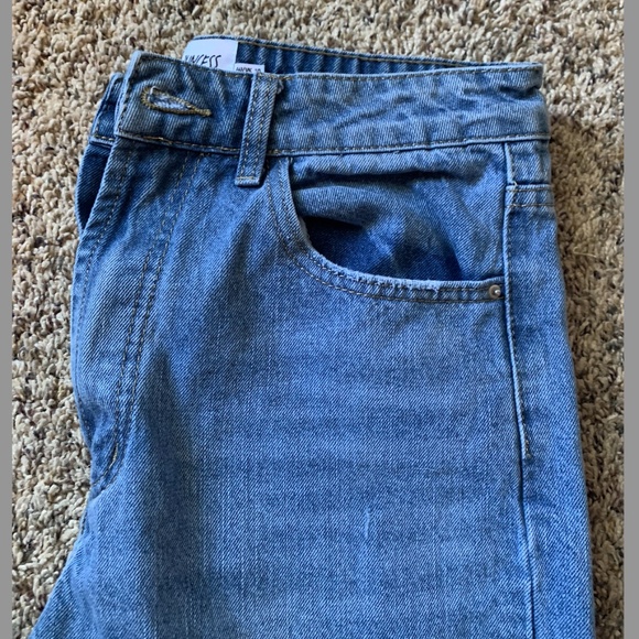 Size 6 Princess Polly Straight Leg Jeans - Picture 11 of 11